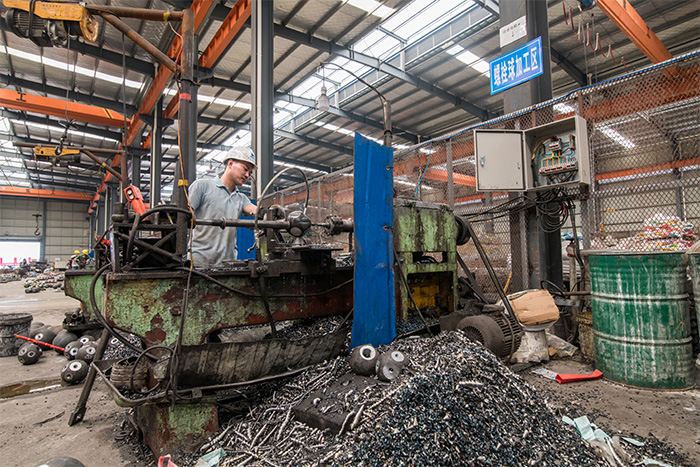 百色网架配件车间