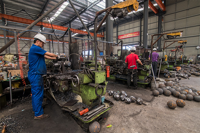 百色网架配件车间